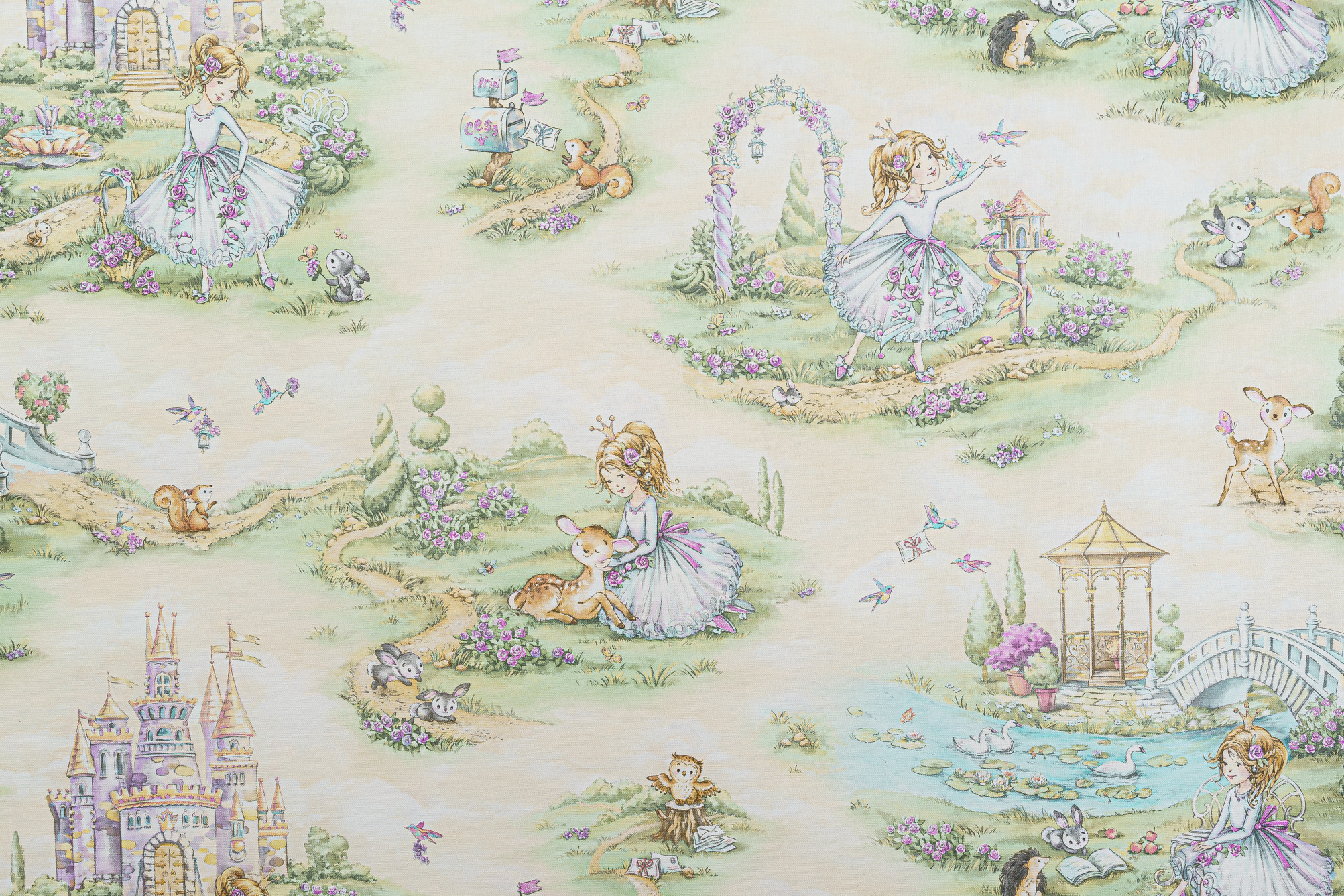 10988-01 Обои флизелиновые Фантазия мотив бежевый 1,06×10м