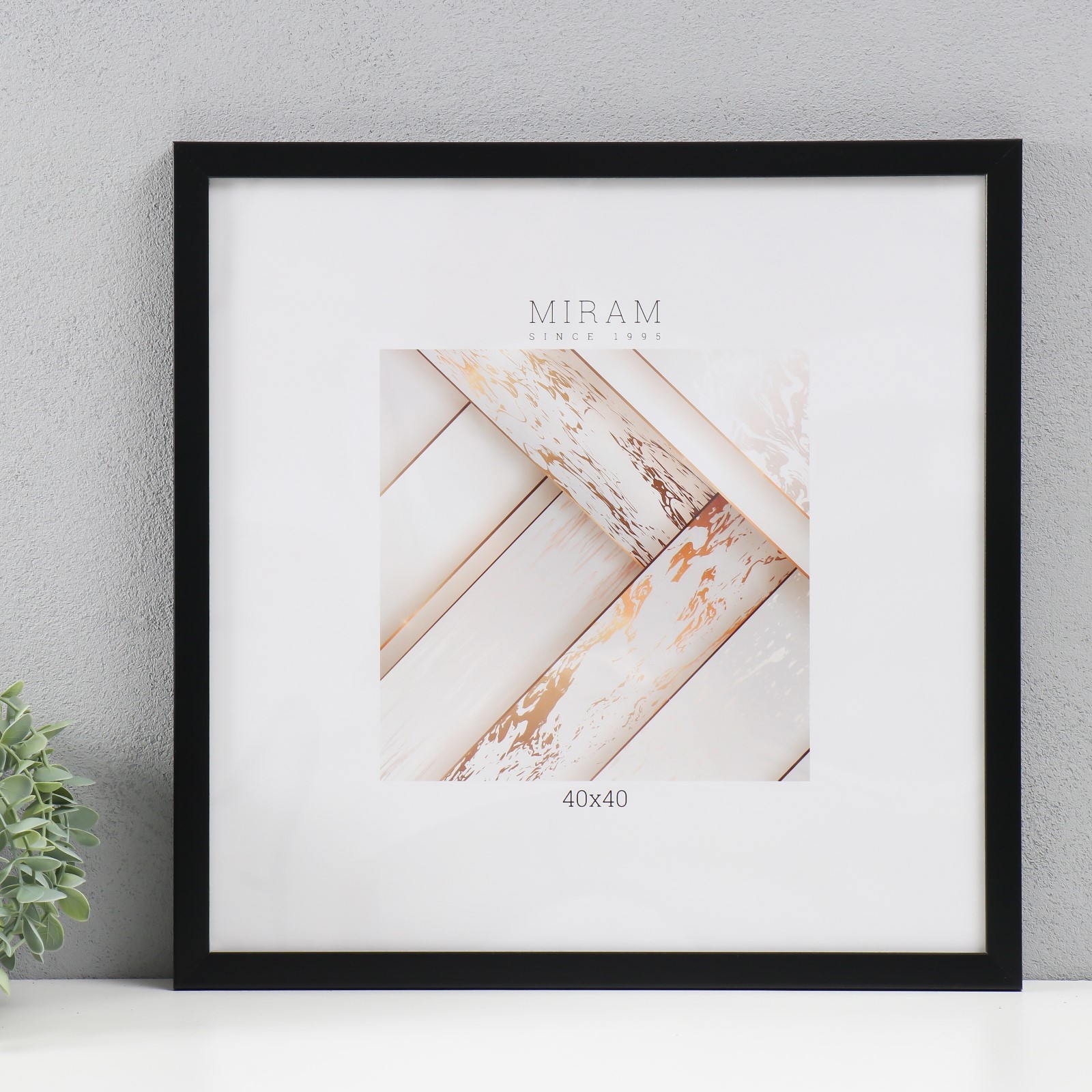 7096343 Фоторамка пластик Gallery 40х40 см. цвет чёрный