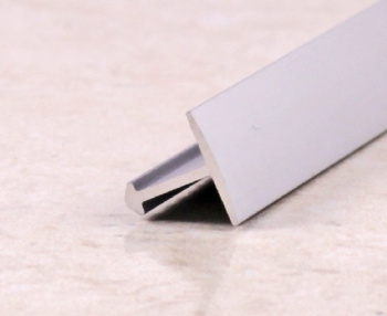 Порог Т-образный 18 мм анодированый серебро матовый 0,9 м
