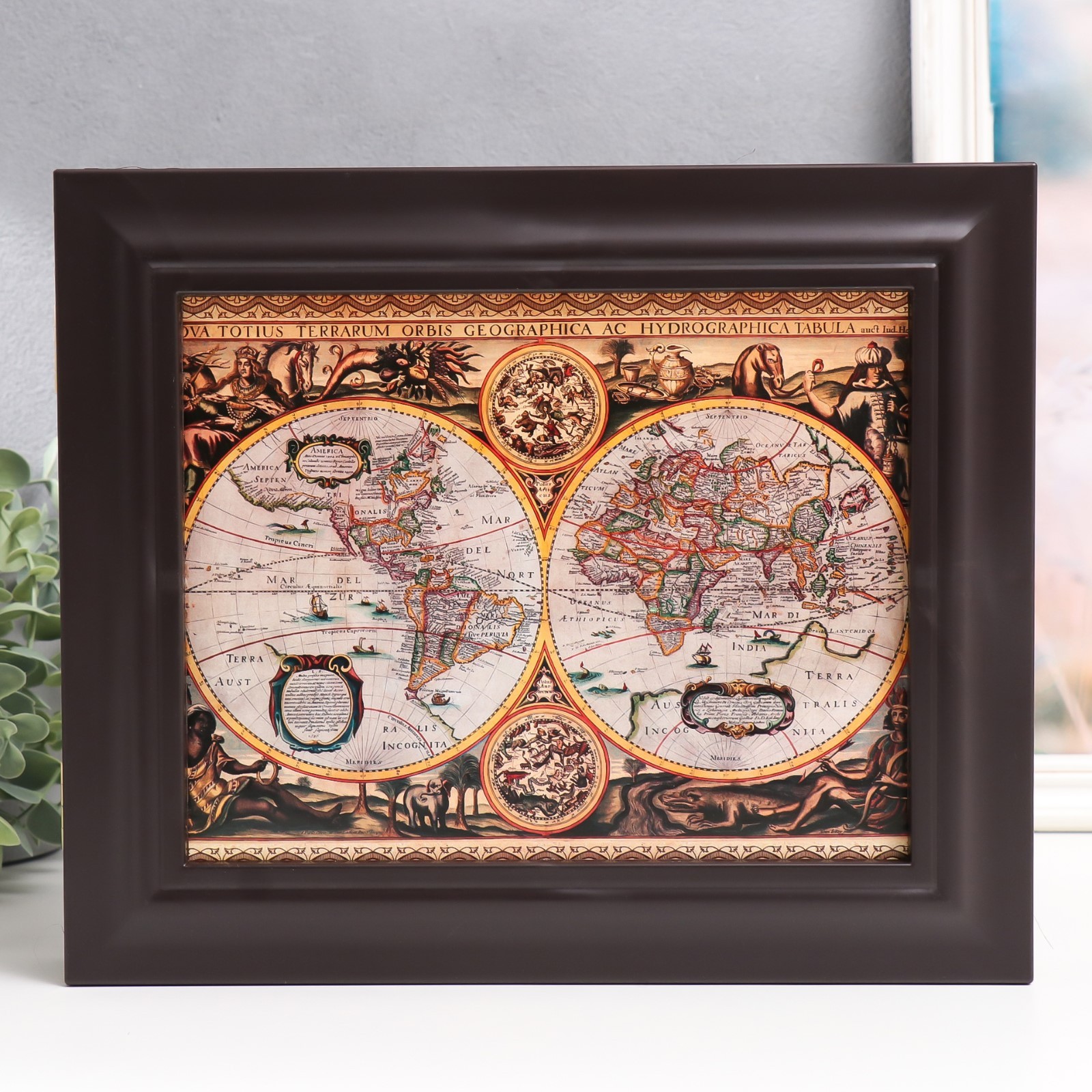 4177068 Ключница Карта. Морская Венге  26,5х31,5х4,5 см.