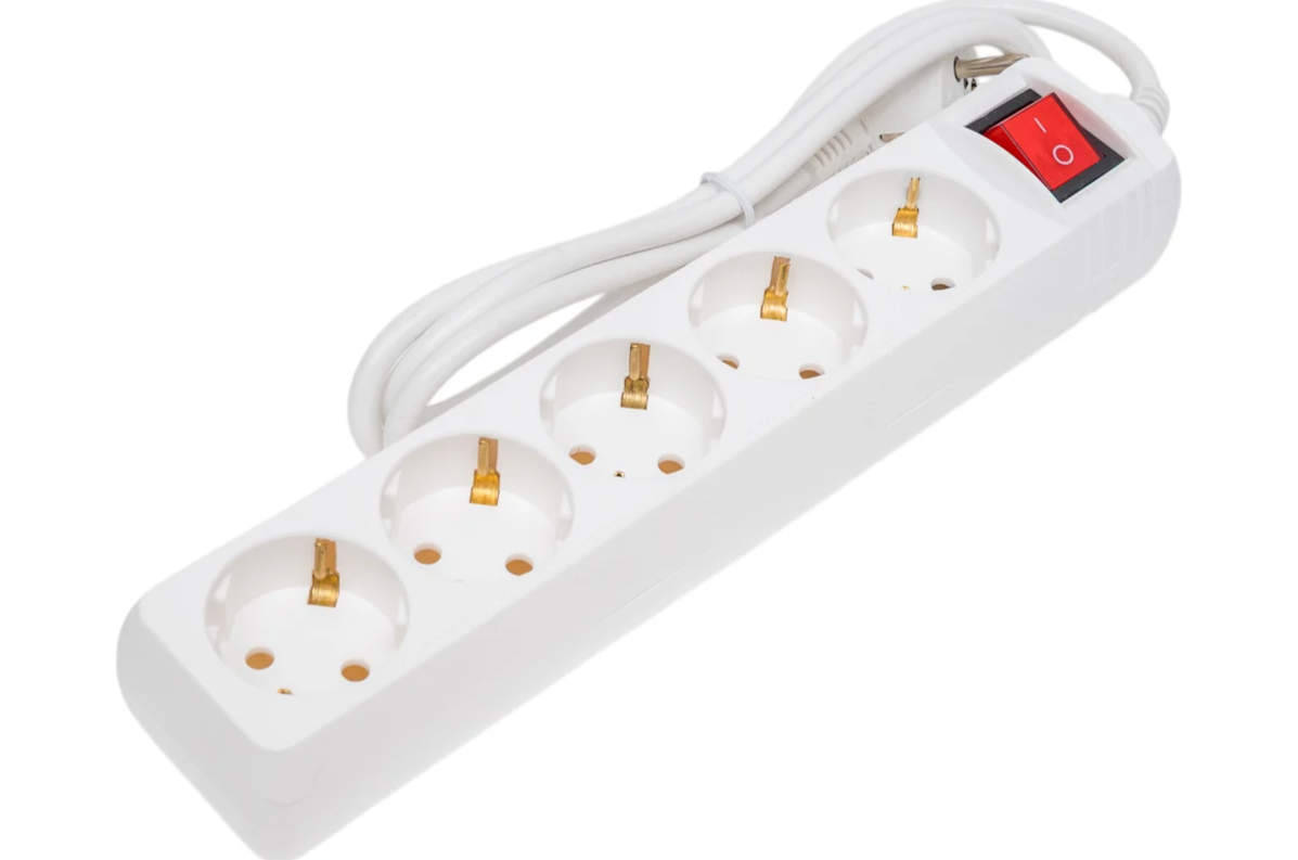 16-1.55ЕS Удлинитель бытовой ARTSUN 1,5м 5гн на напряжение 220В 16-1,55ЕS пвс 3х1,0 мм2 мах 4000 Вт