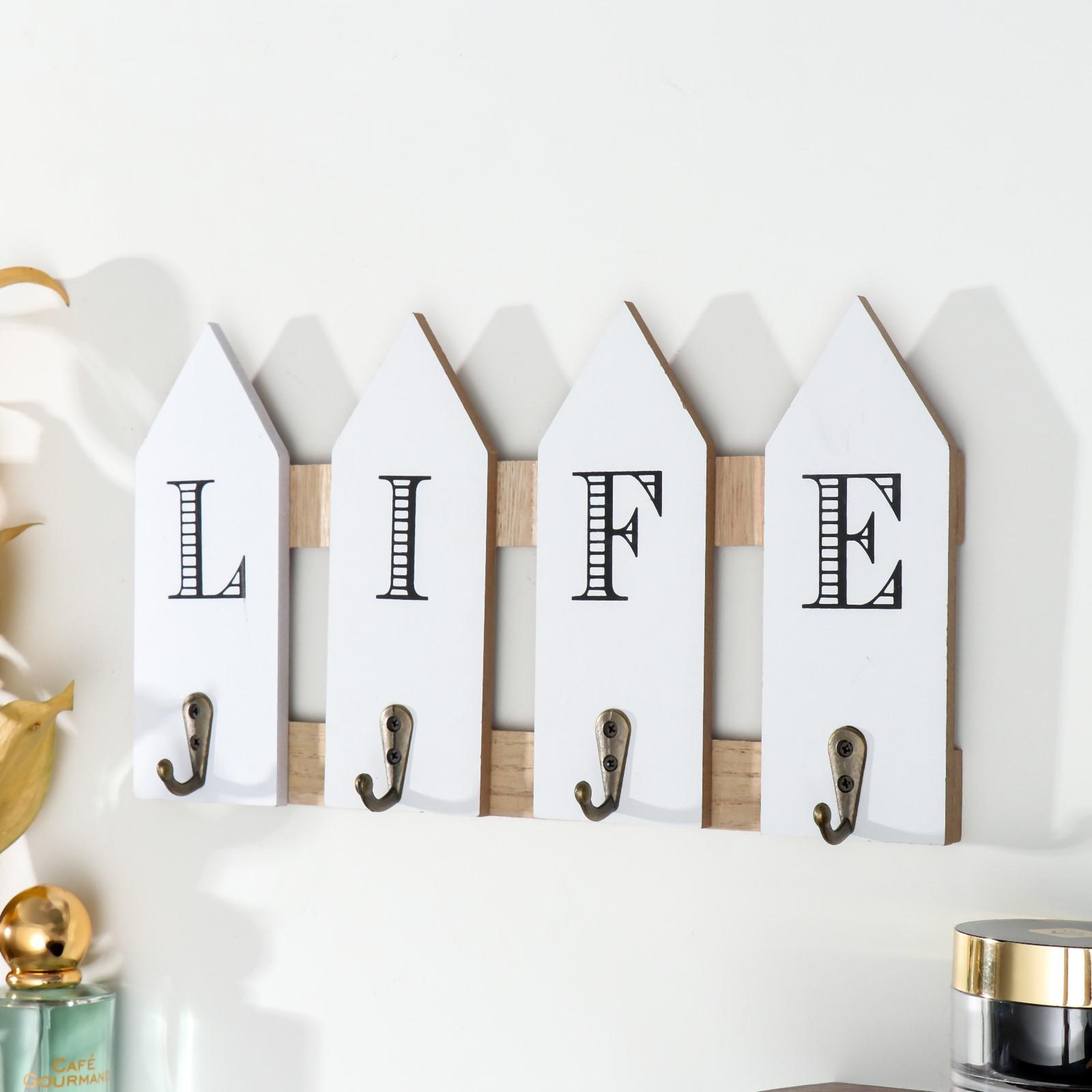 4768114 Крючки декоративные дерево Надпись LIFE  на заборе 15х6,5х27 см.