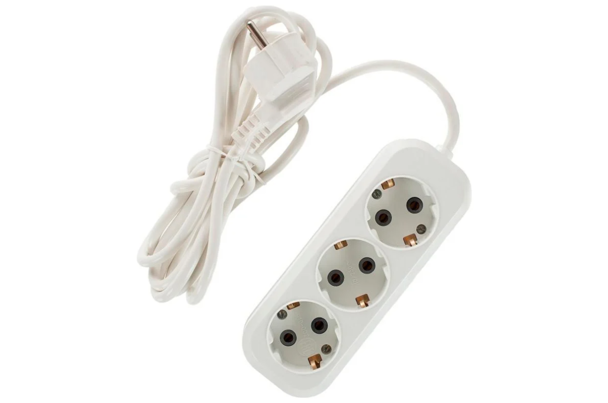 10-3е-3M Удлинитель бытовой LINZO 3м 3гн 10-3е-3M, 3х0.75mm2 3m,10A, белый