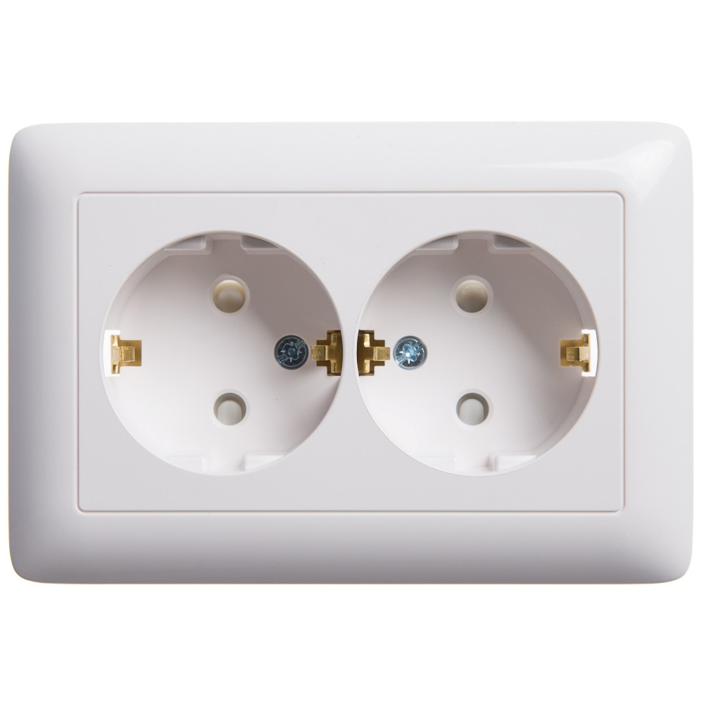RS16-231-B Systeme Electric ХИТ белый в сборе Розетка СП 2м с-з шторки 16А 250В SchE