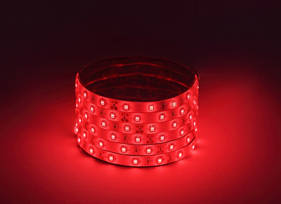 С Лента светодиодная 12В  4,8Вт/м 60Led/м IP65 красный LS2835 -4,8-60-12-R-IP65-1 year 5метров ЭРА